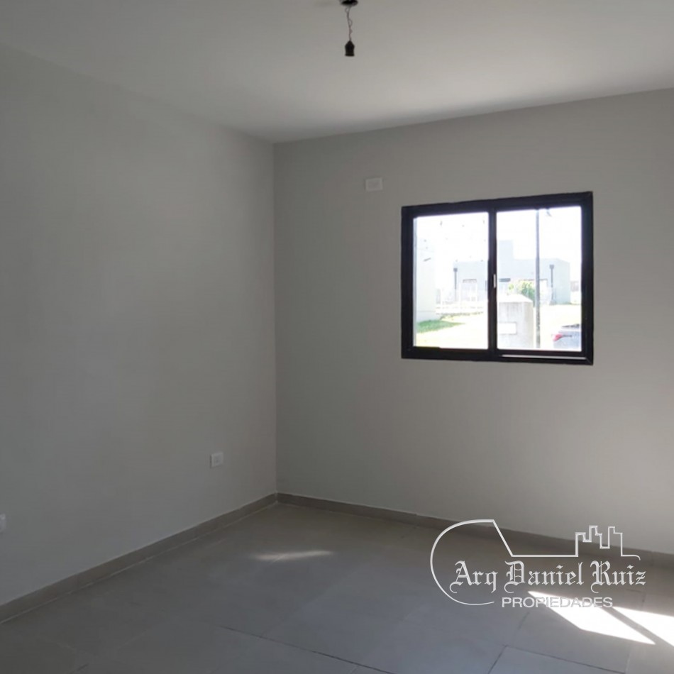 ¡HIPEROFERTA! Casa en Venta en Praderas del Nogal