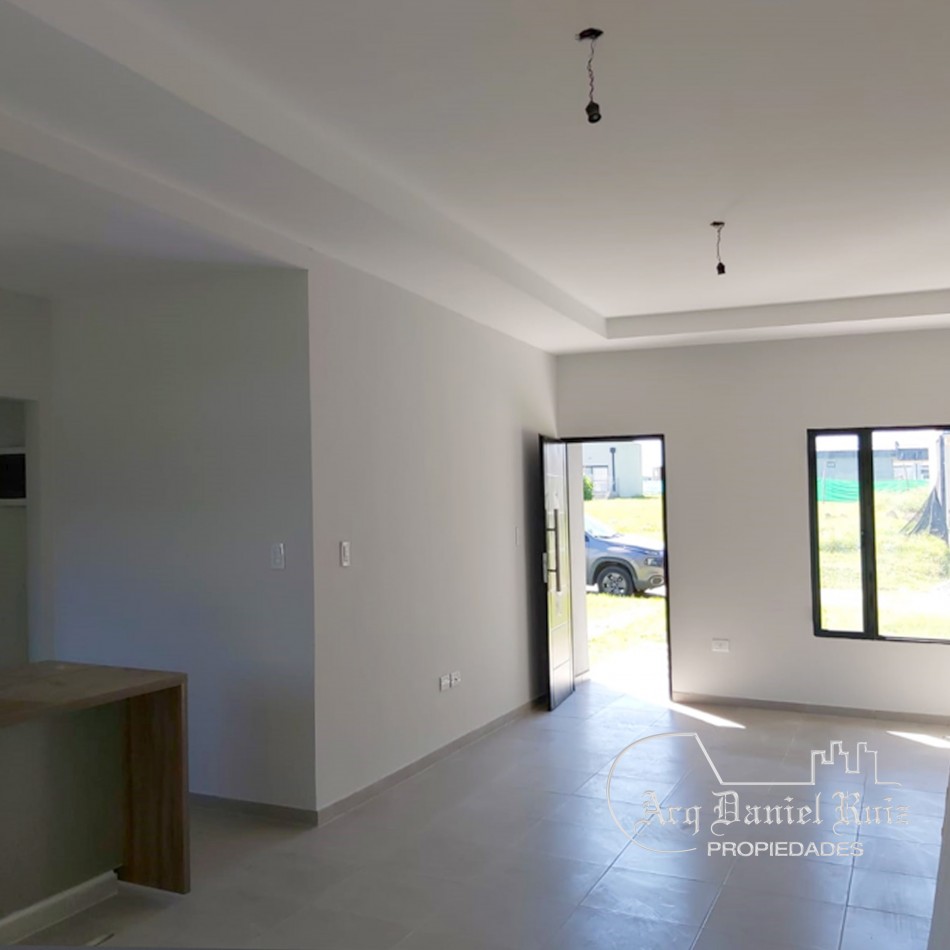 ¡HIPEROFERTA! Casa en Venta en Praderas del Nogal