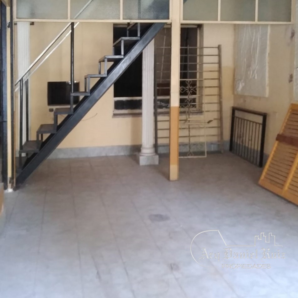 Local Comercial en Venta en Barrio Sur: 