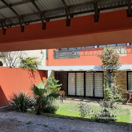 Increible Casa en Venta. Mate de Luna al 3400