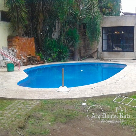 Increible Casa en Venta. Mate de Luna al 3400